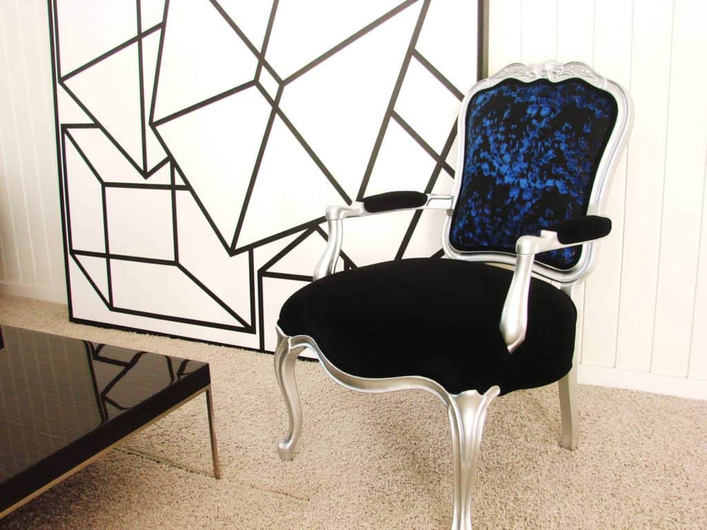 Read more about the article Bergere chairs and Louis chairs